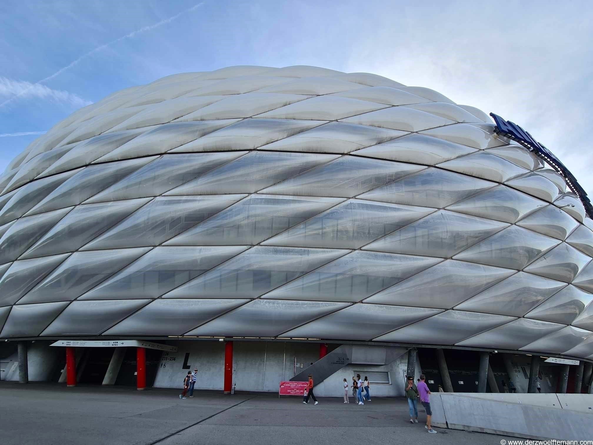 FCBayernMuenchen143D12M