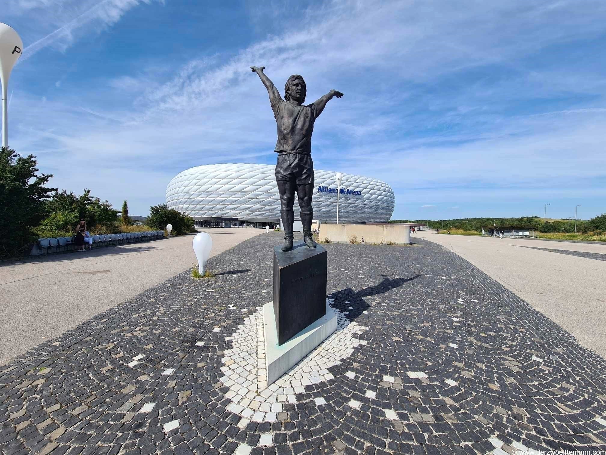 FCBayernMuenchen74D12M